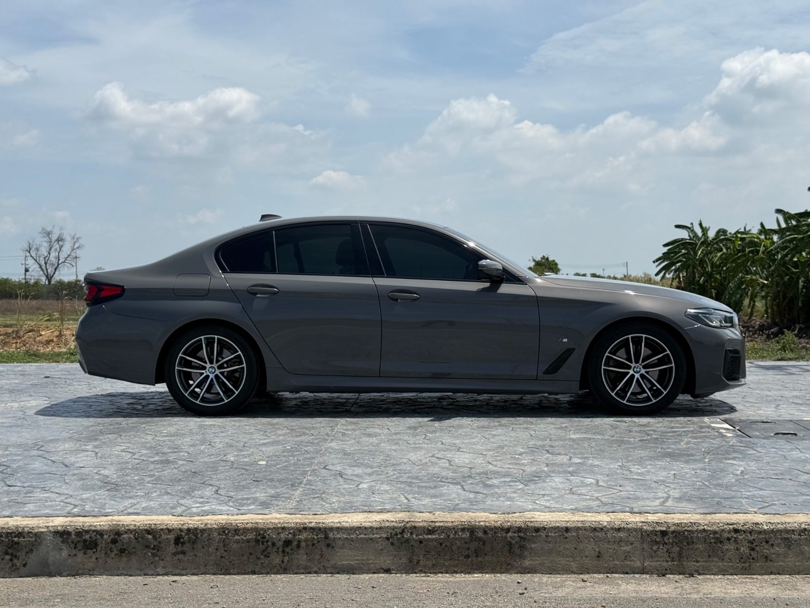 BMW 520d M Sport มือสอง