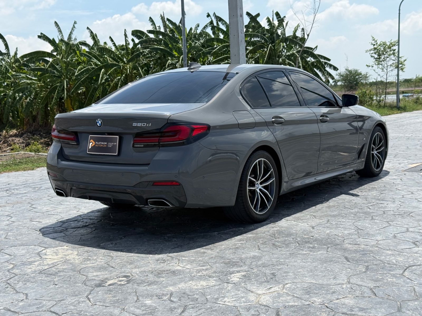 BMW 520d M Sport มือสอง