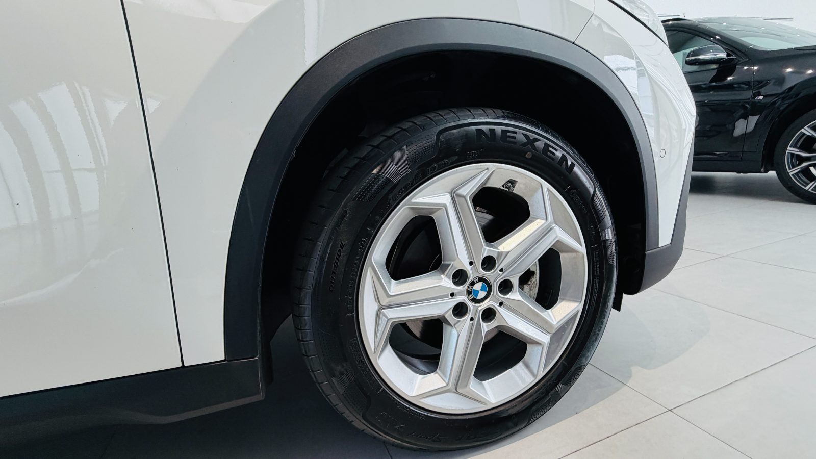 BMW X1 sDrive18i มือสอง