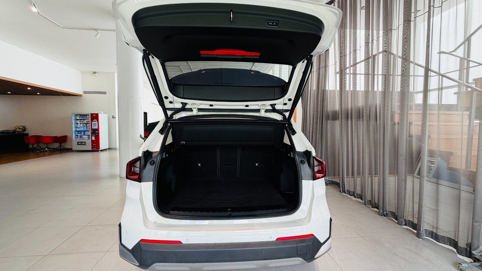 BMW X1 sDrive18i มือสอง