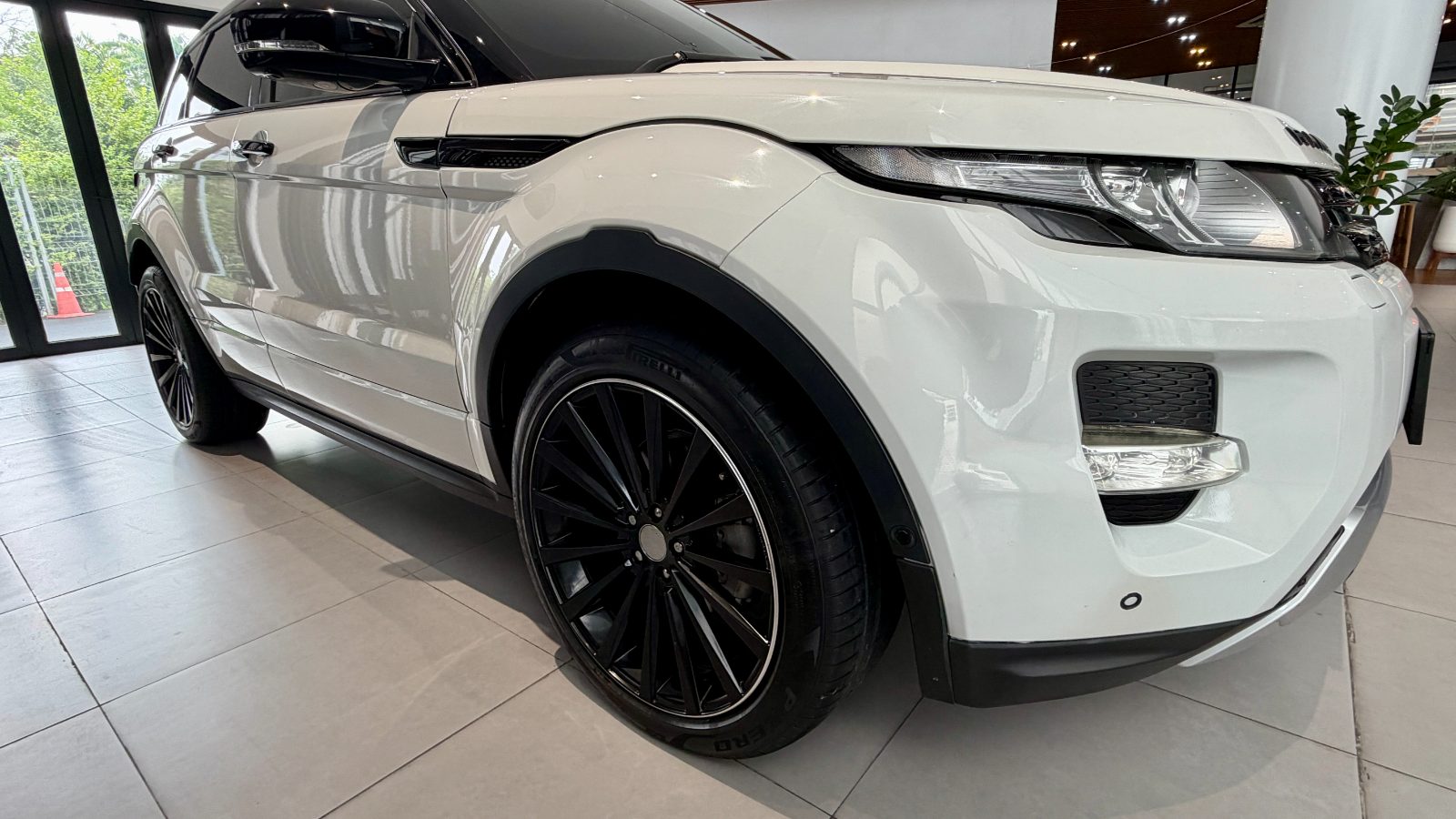 Land Rover Range Rover EVOQUE 2.2 SD4 มือสอง