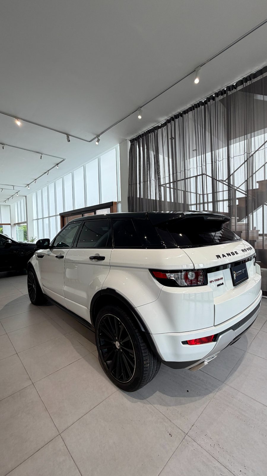 Land Rover Range Rover EVOQUE 2.2 SD4 มือสอง