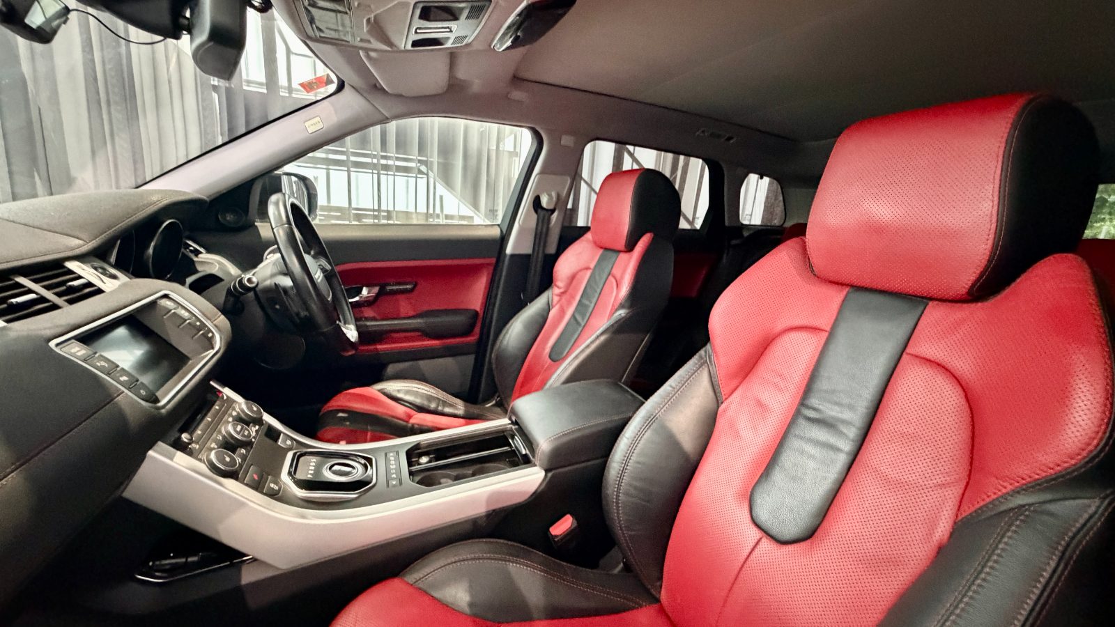 Land Rover Range Rover EVOQUE 2.2 SD4 มือสอง