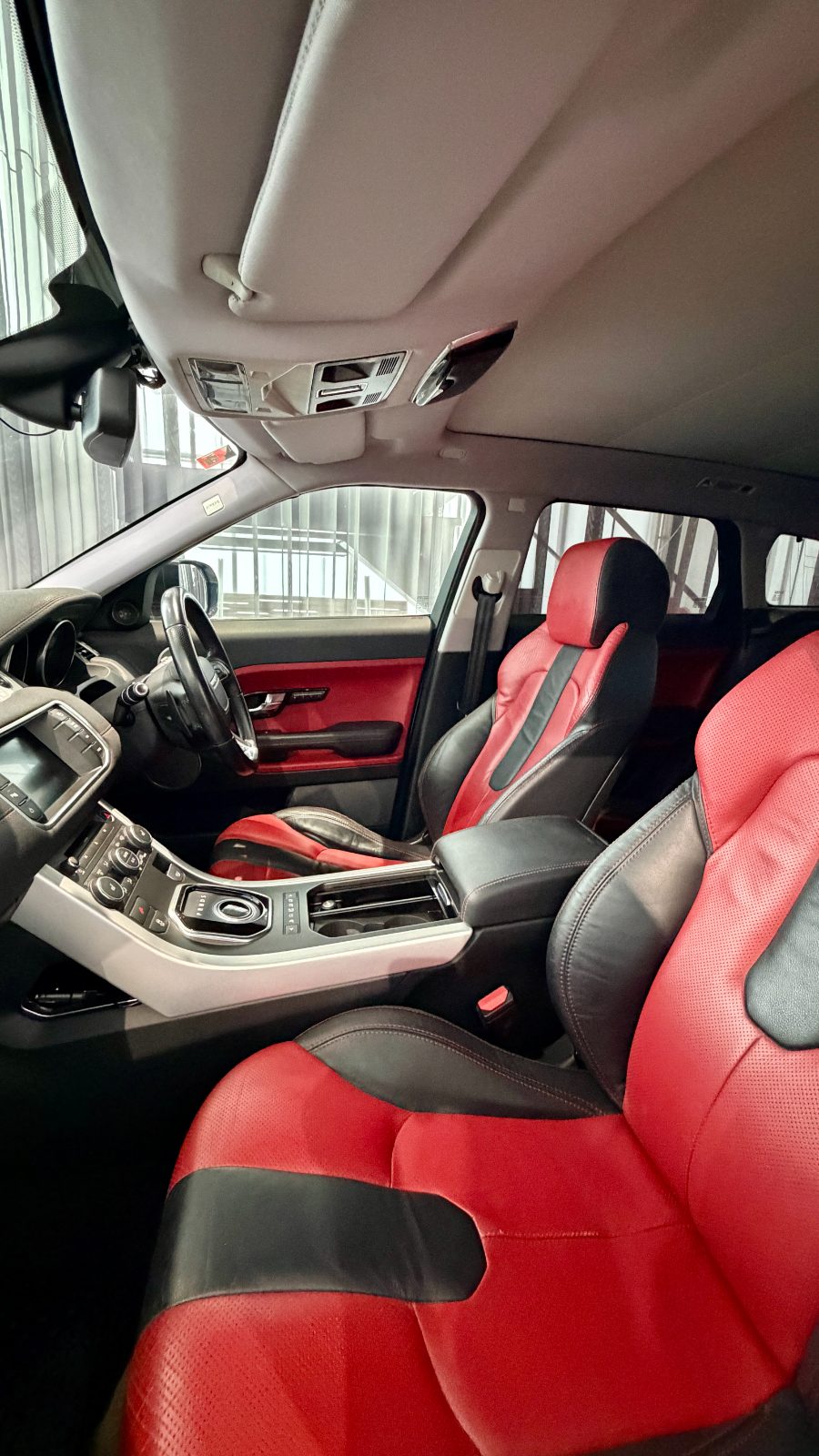 Land Rover Range Rover EVOQUE 2.2 SD4 มือสอง