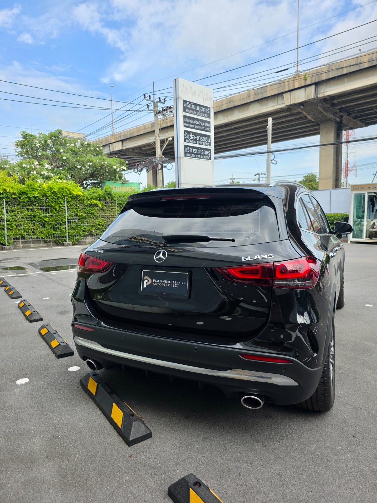 Mercedes-Benz AMG GLA 35 4MATIC มือสอง