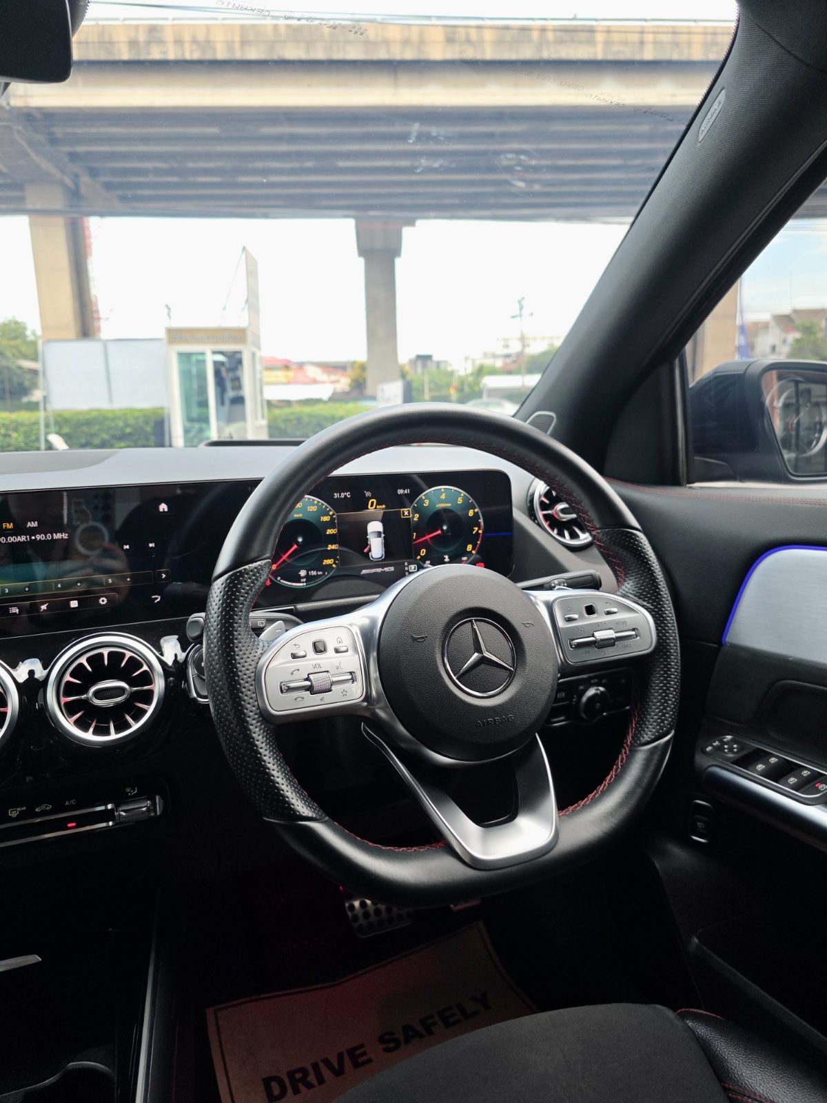 Mercedes-Benz AMG GLA 35 4MATIC มือสอง
