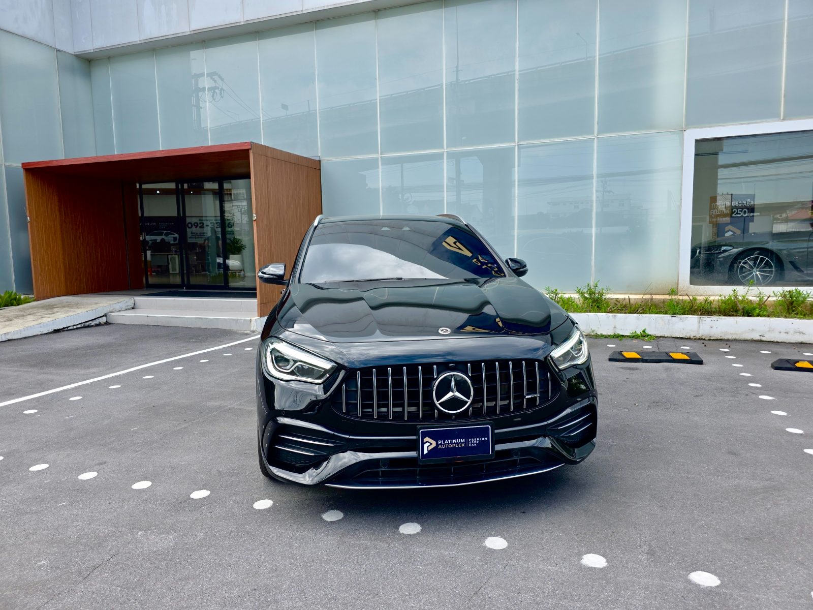 Mercedes-Benz AMG GLA 35 4MATIC มือสอง