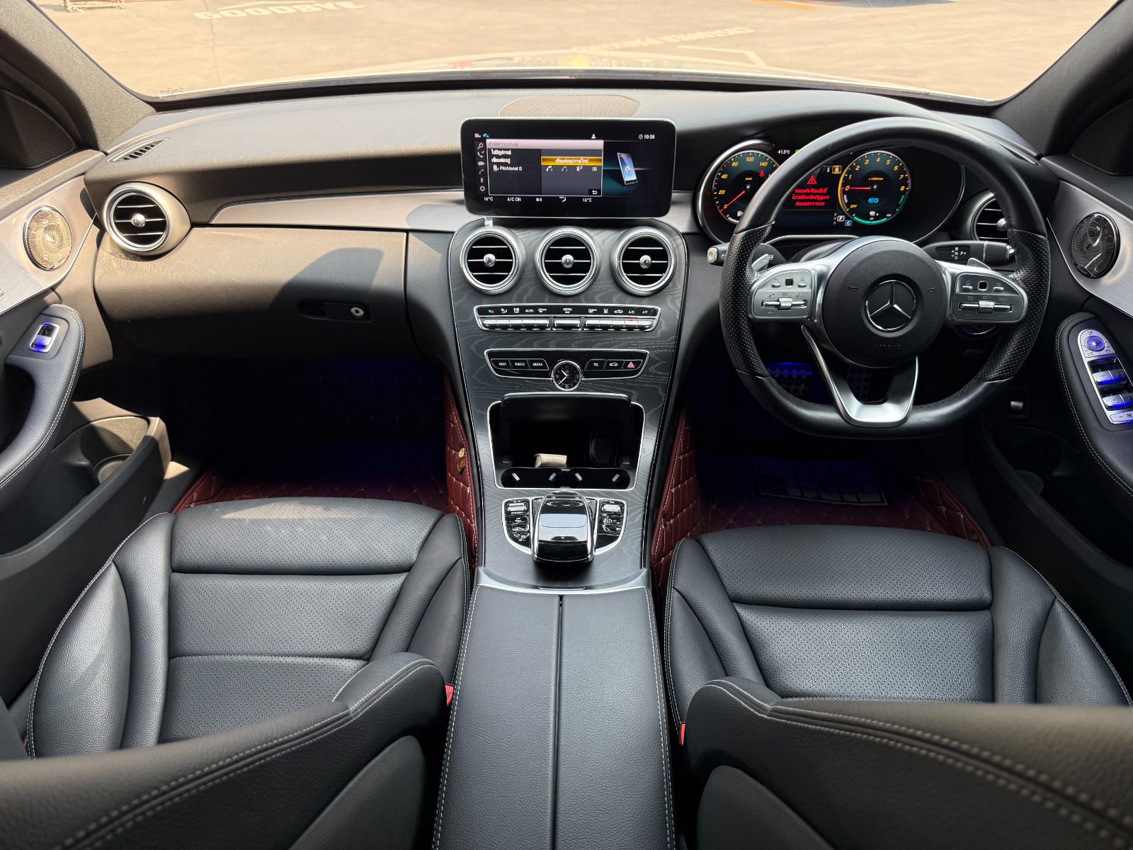 Mercedes-Benz C 300 e มือสอง