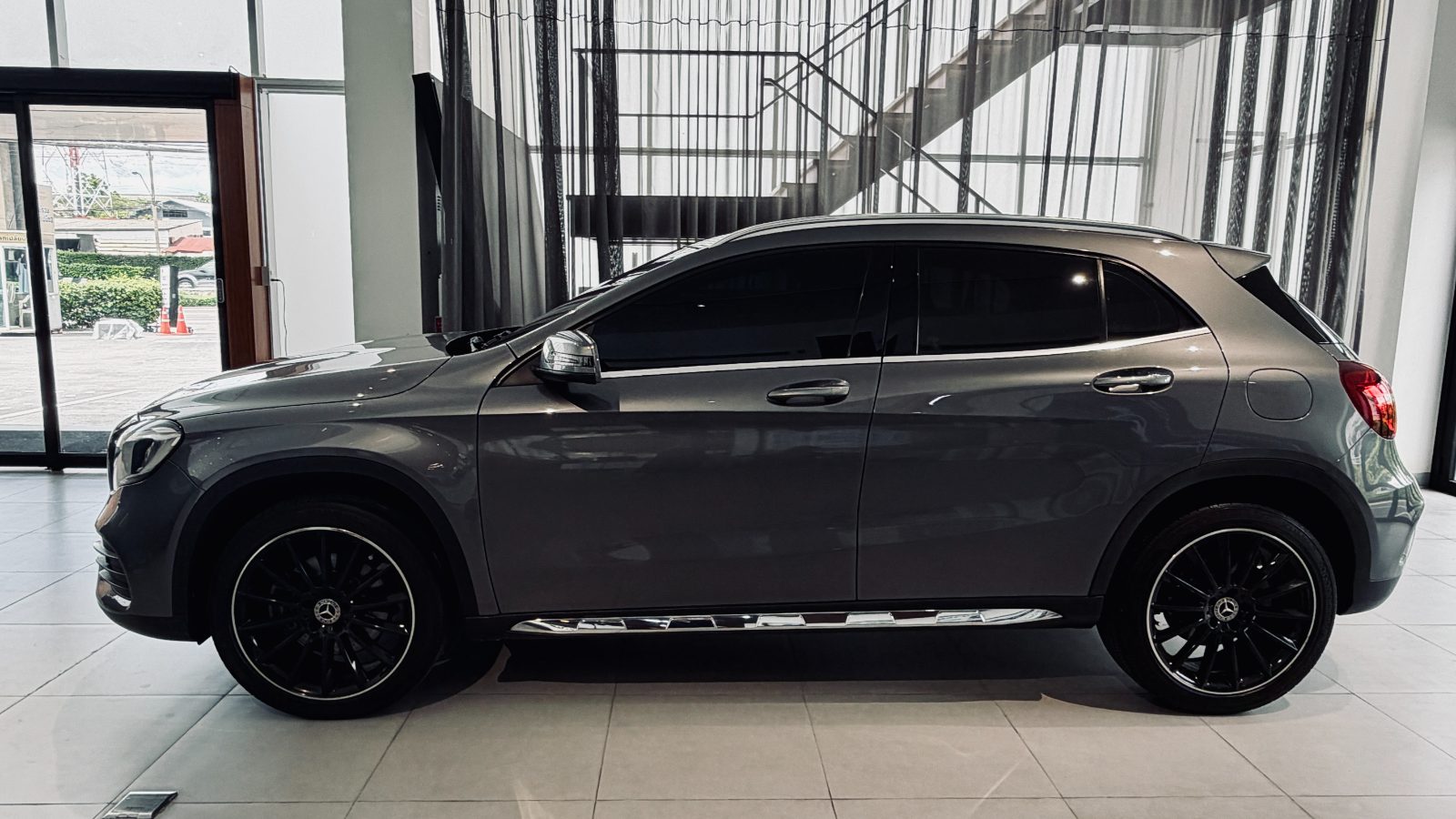Mercedes-Benz GLA250AMG Dynamic มือสอง