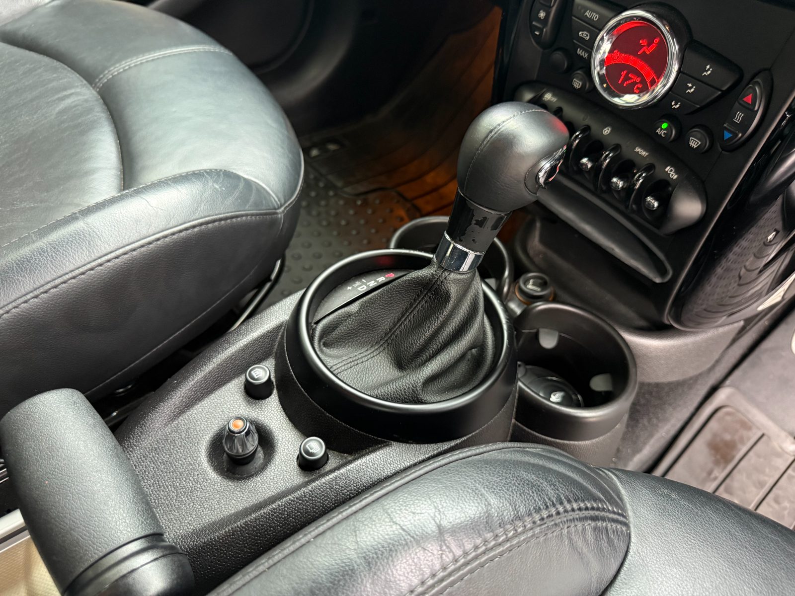 MINI Cooper SD ALL4 มือสอง